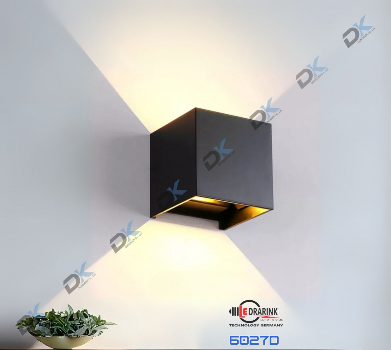       Đèn hắt tia 6027 nhựa (2 tia) vỏ đen Drarink