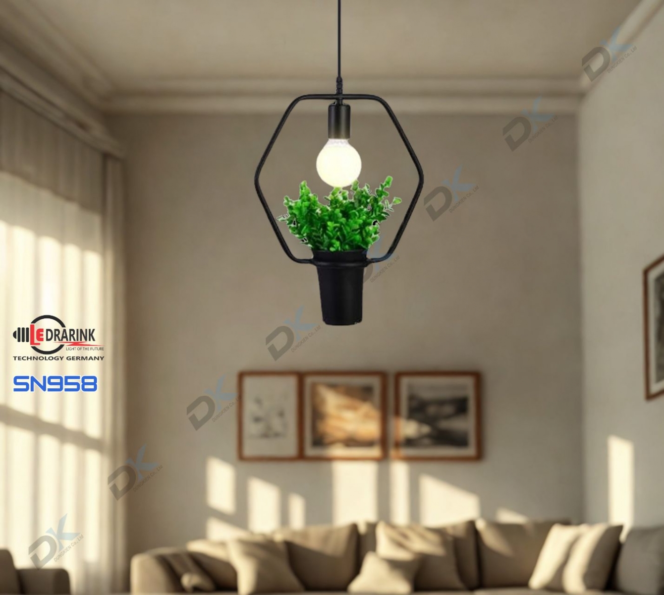       Thả sắt đen lọ hoa SN95/8